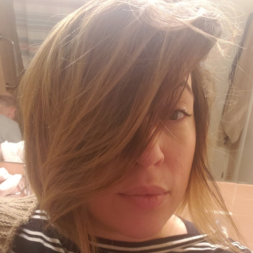 Meet your Posher, Kelly